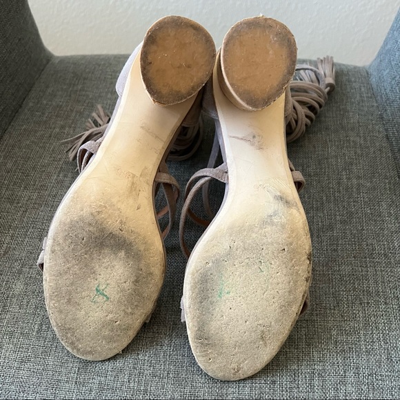 Jeffrey campbell Despina Suede Strappy Tassel Round Heel Womens Sandals Size 8.5 - Picture 6 of 8